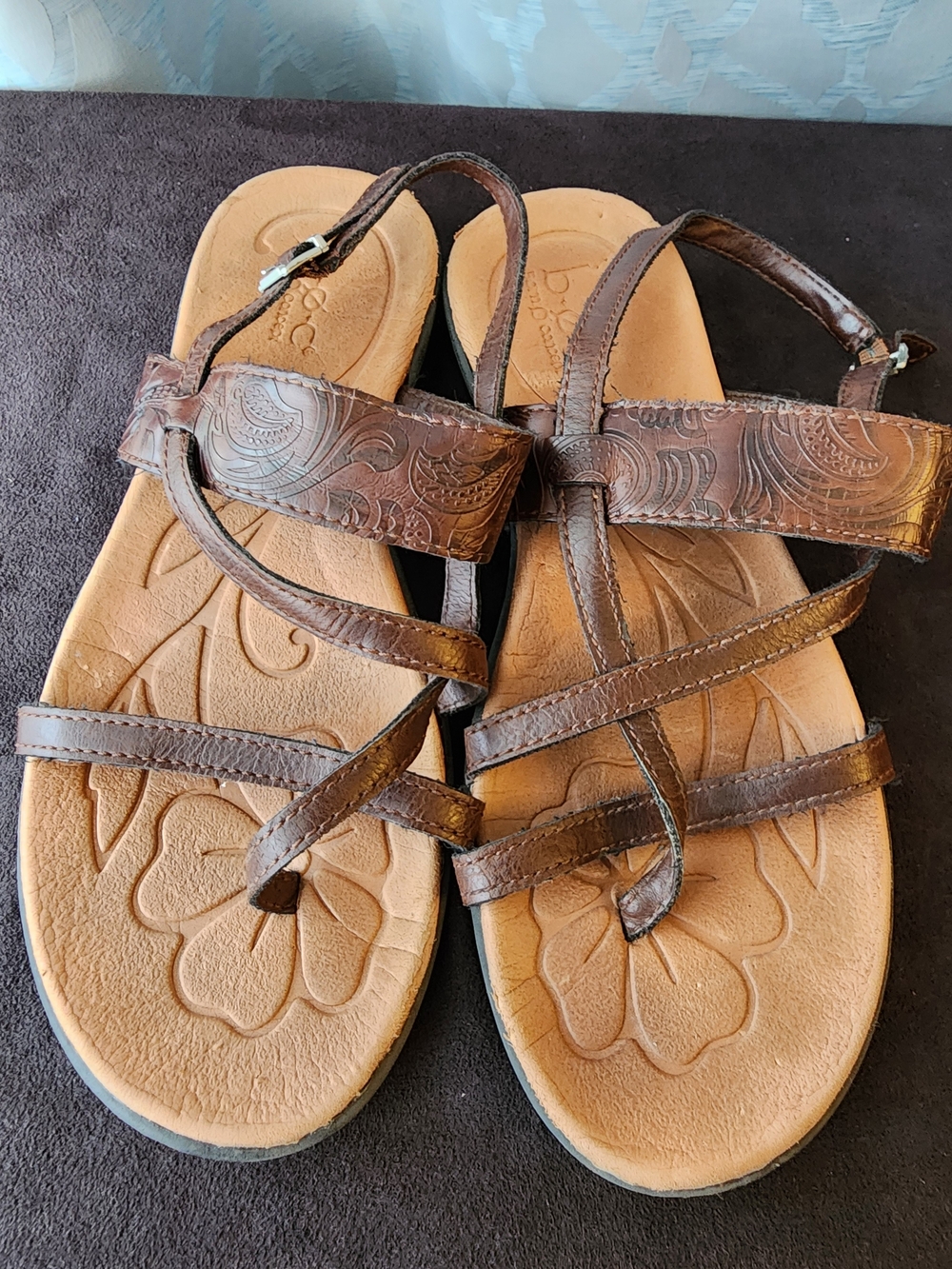 b.o.c. Born Concept Felicia Brown Tooled Strappy Slingback Sandals Size 8